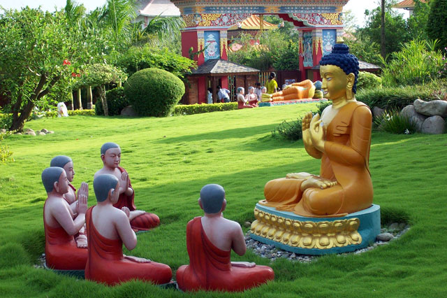 Chardham Yatra By Helicopter (4 Nights & 5 days)